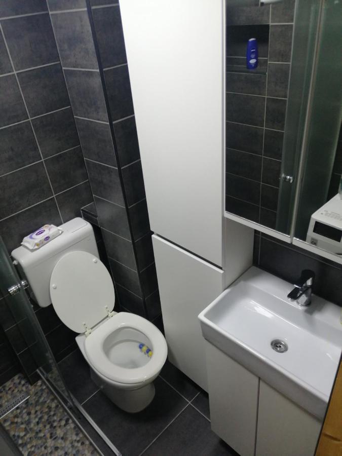 Small Modern Apartment With Parking Place SJJ Exterior photo