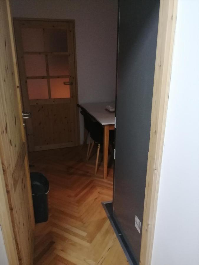 Small Modern Apartment With Parking Place SJJ Exterior photo