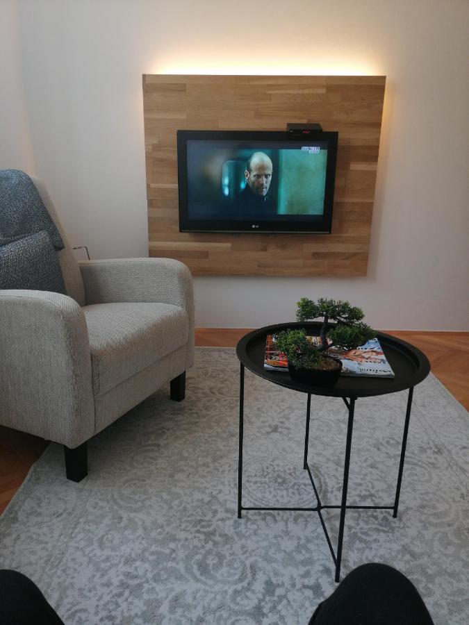 Small Modern Apartment With Parking Place SJJ Exterior photo